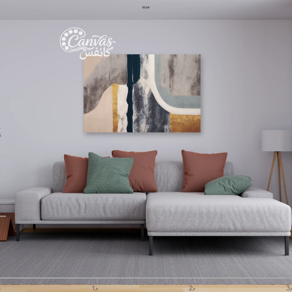 لوحة تجريدية بألوان دافئة وعناصر هندسية