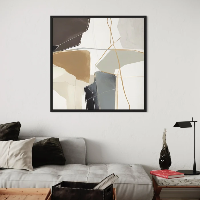 لوحة تجريدية تجمع بين الأشكال والألوان